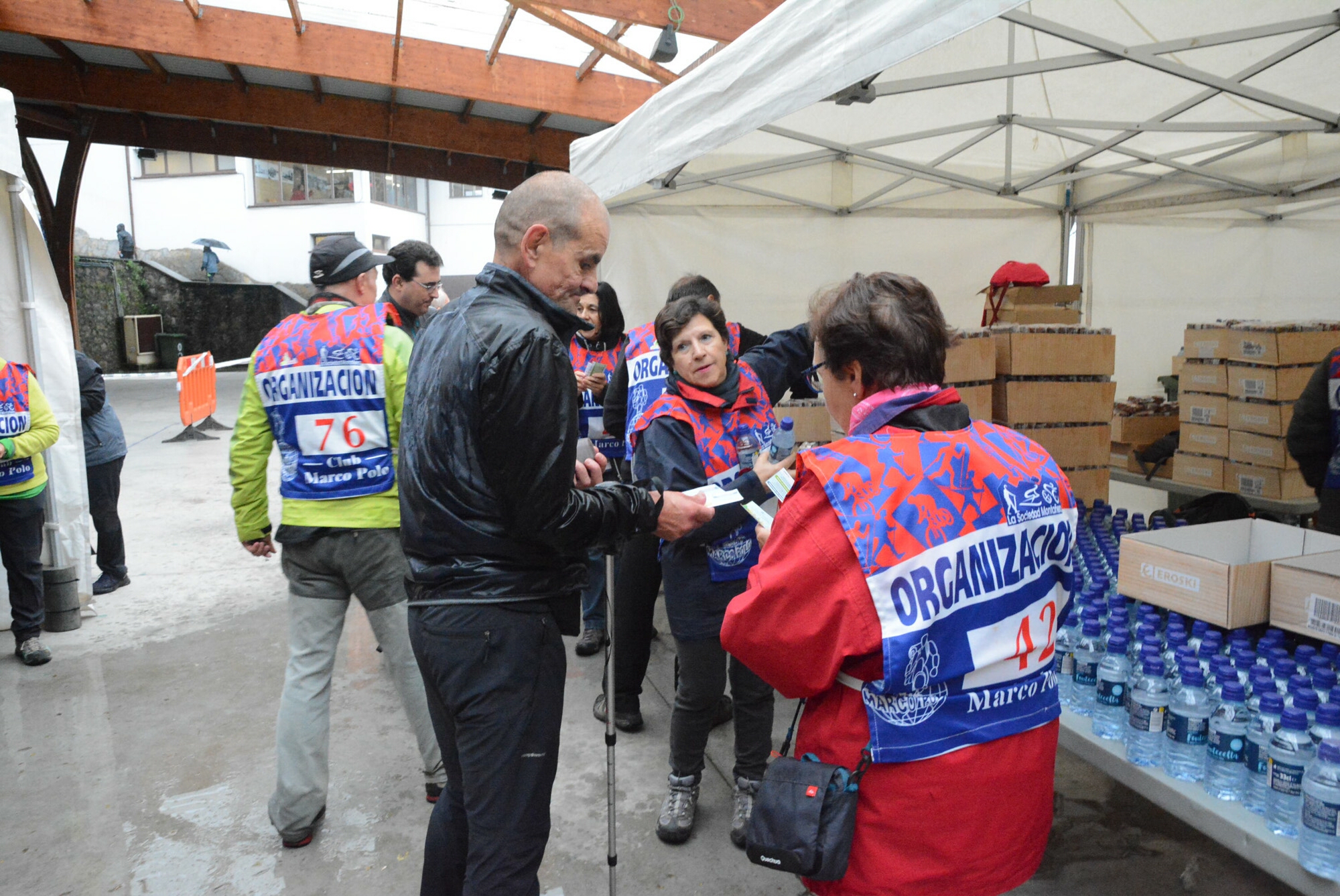 Foto 99 de la avituallamiento y mirador - Galería de la Subida a Artxanda 2019
